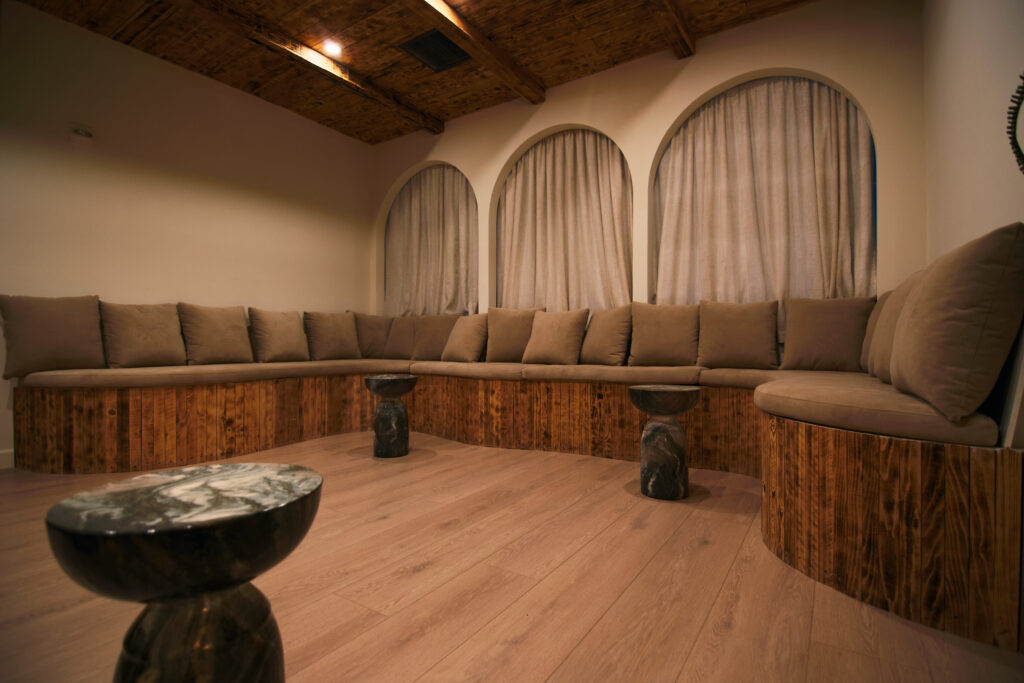 float therapy meditation